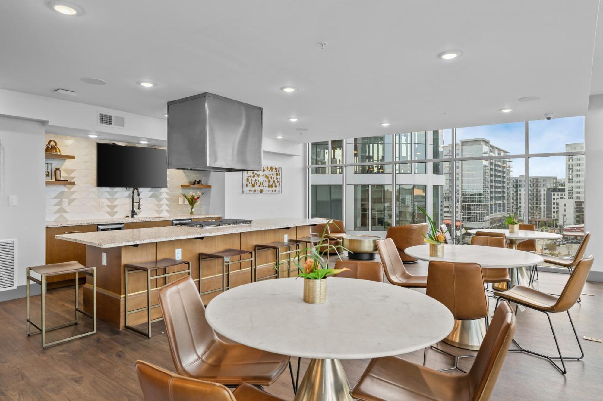 Midnight Manor Penthouse Suite The Gulch Nashville Eksteriør bilde